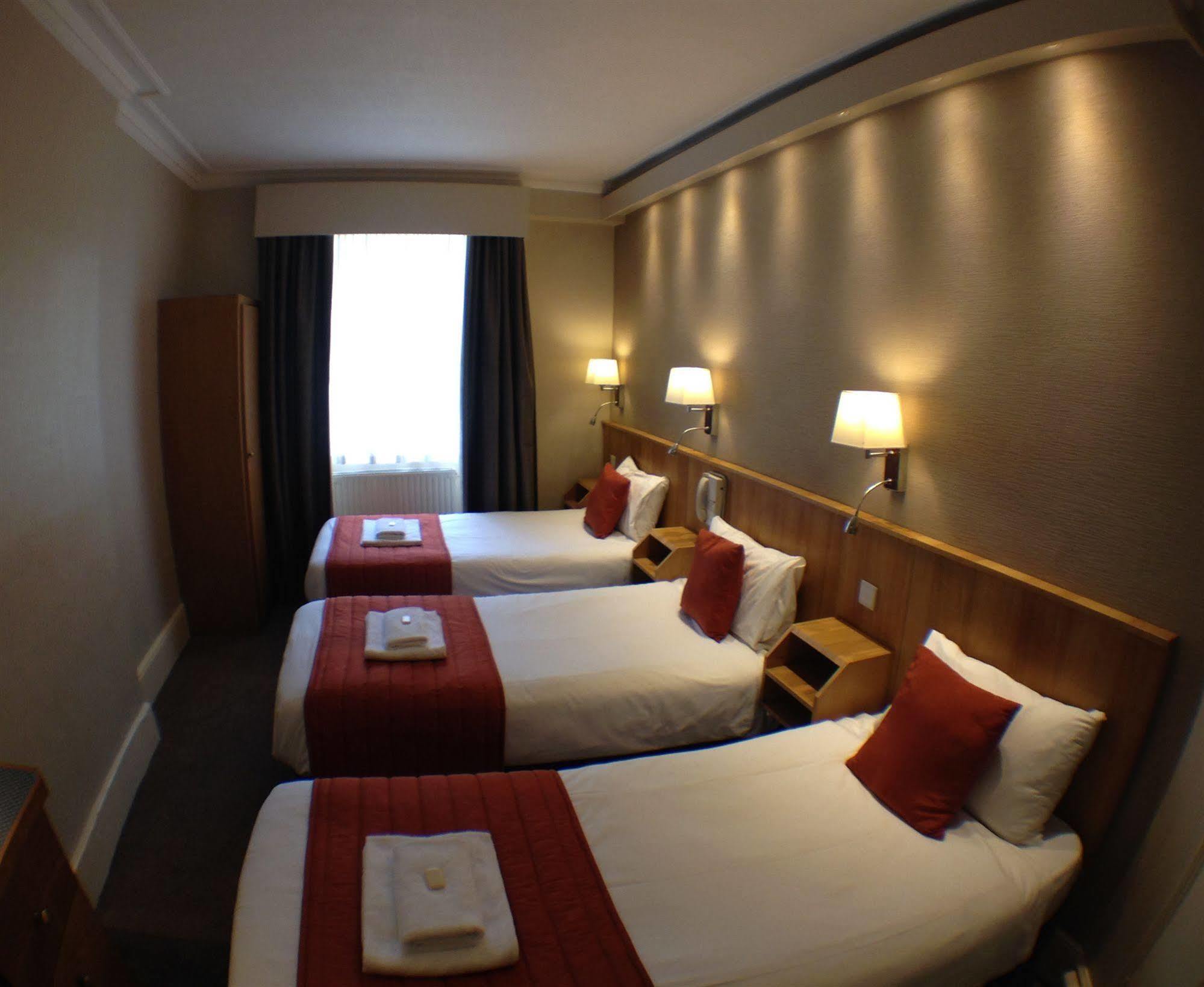 Columbus Hotel Лондон Экстерьер фото
